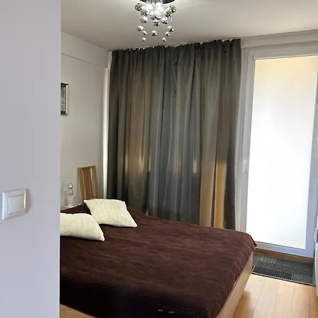 W Centrum Gdyni Swietojanska 4-8 Гдыня
