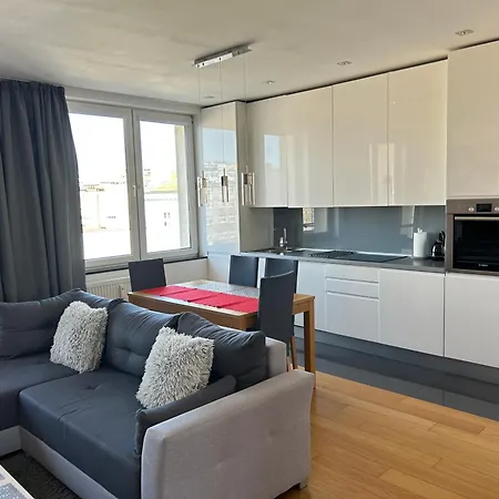 W Centrum Gdyni Swietojanska 4-8 Appartement