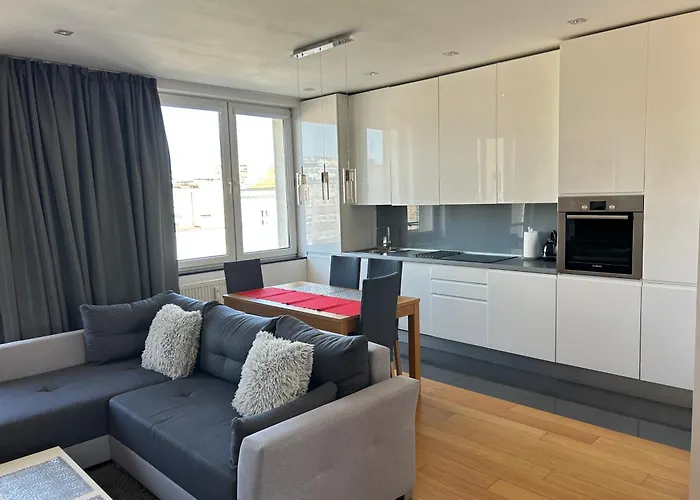 W Centrum Gdyni Swietojanska 4-8 شقة